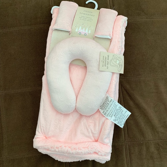 little traveler baby set